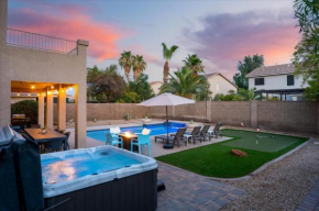 Putt Putt Hot Tub Game Room Pool Cornhole